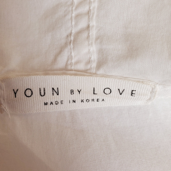 COPY - White long blouse with hoodie - Picture 7 of 7